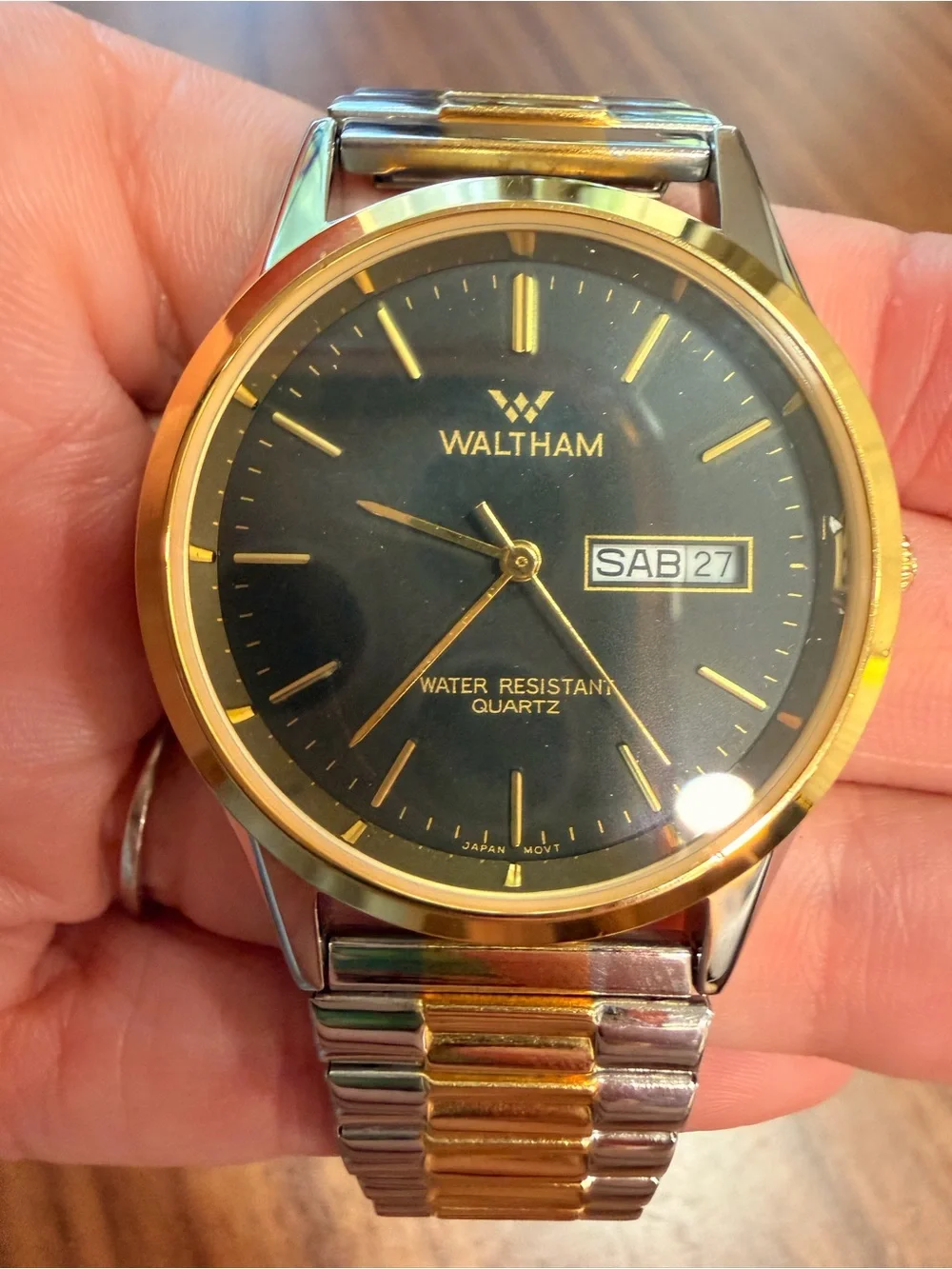 VTG Waltham Two-Tone Gold & Silver Watch Men's Classic Stretchy Band Watch
